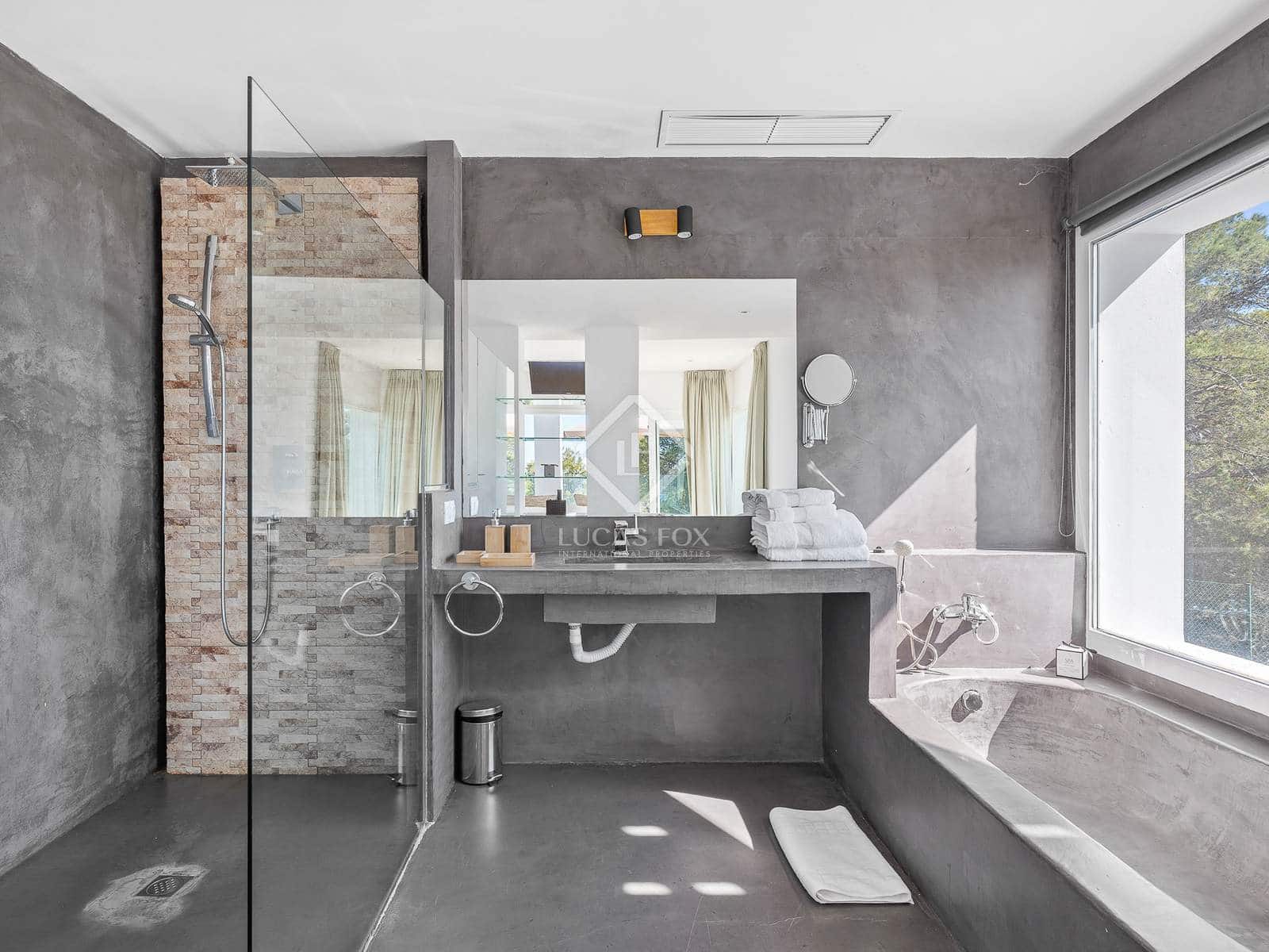 4 soveværelse Villa til salg i San Jose / Sant Josep de Sa Talaia med swimmingpool garage - € 3.300.000 (Ref: 8475465)