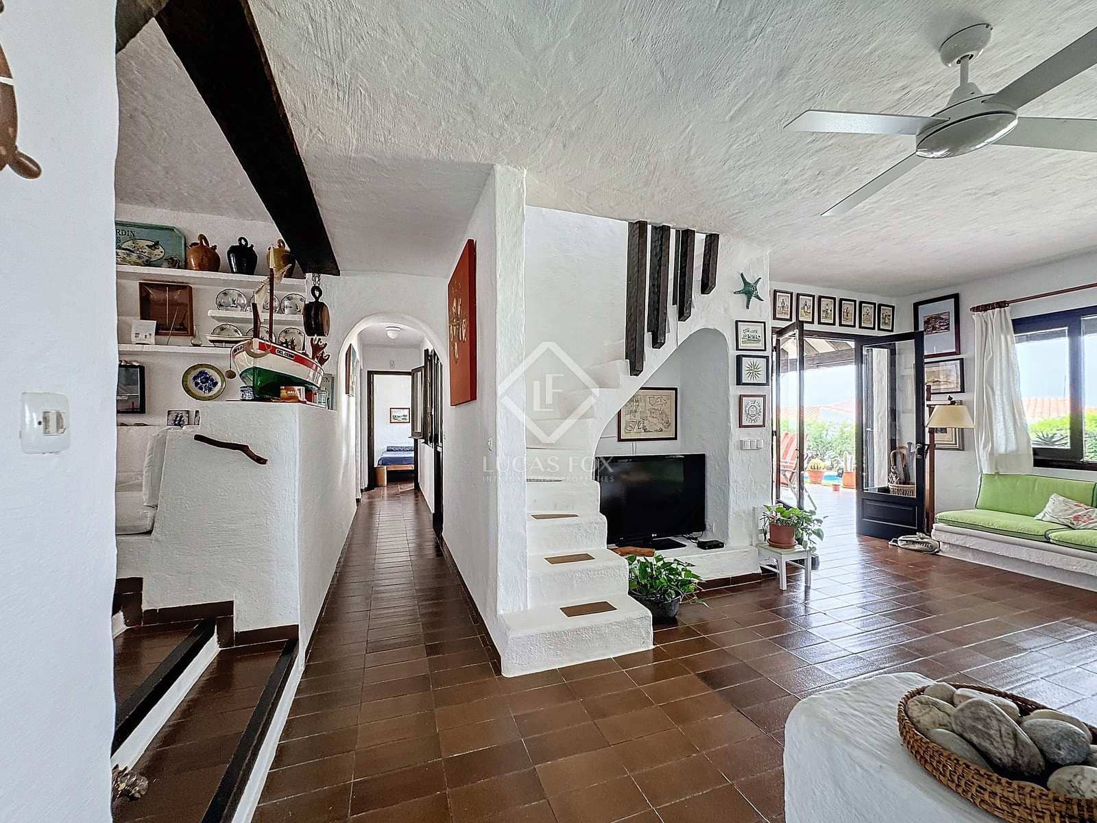 7 soveværelse Villa til salg i San Luis / Sant Lluis med swimmingpool garage - € 1.350.000 (Ref: 8476931)