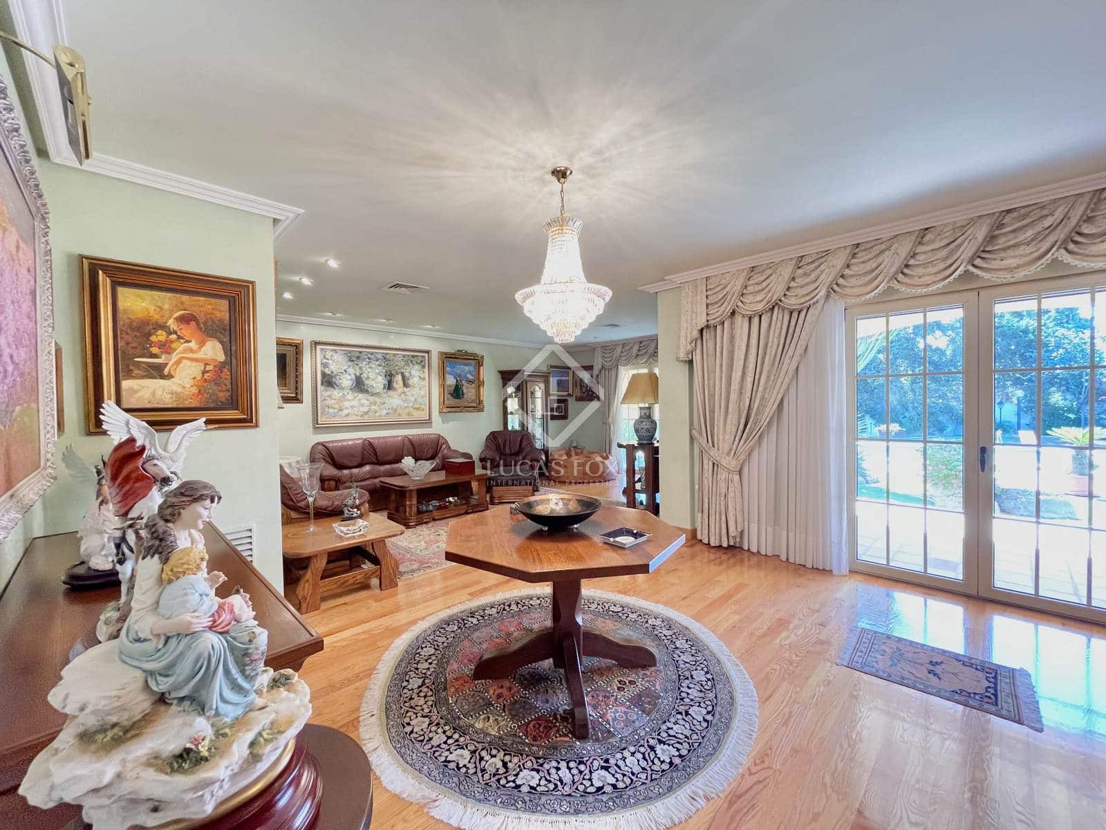 5 bedroom Villa for sale in Alicante / Alacant city with pool garage - € 1,590,000 (Ref: 8476991)