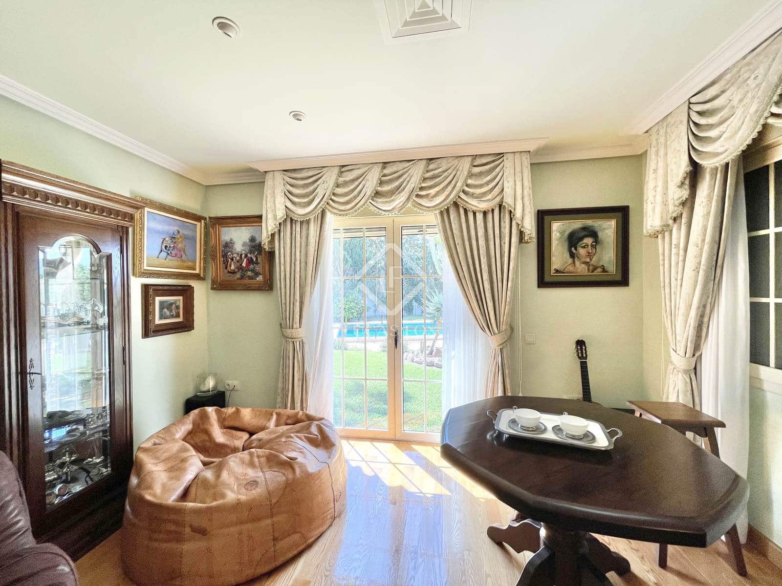 5 bedroom Villa for sale in Alicante / Alacant city with pool garage - € 1,590,000 (Ref: 8476991)