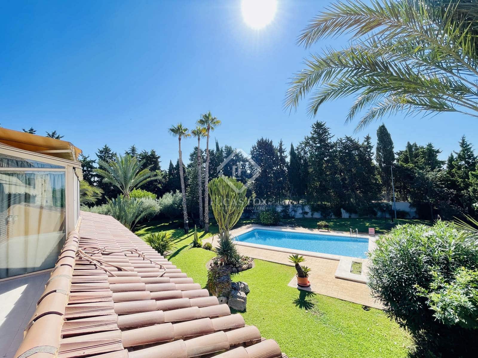 5 bedroom Villa for sale in Alicante / Alacant city with pool garage - € 1,590,000 (Ref: 8476991)