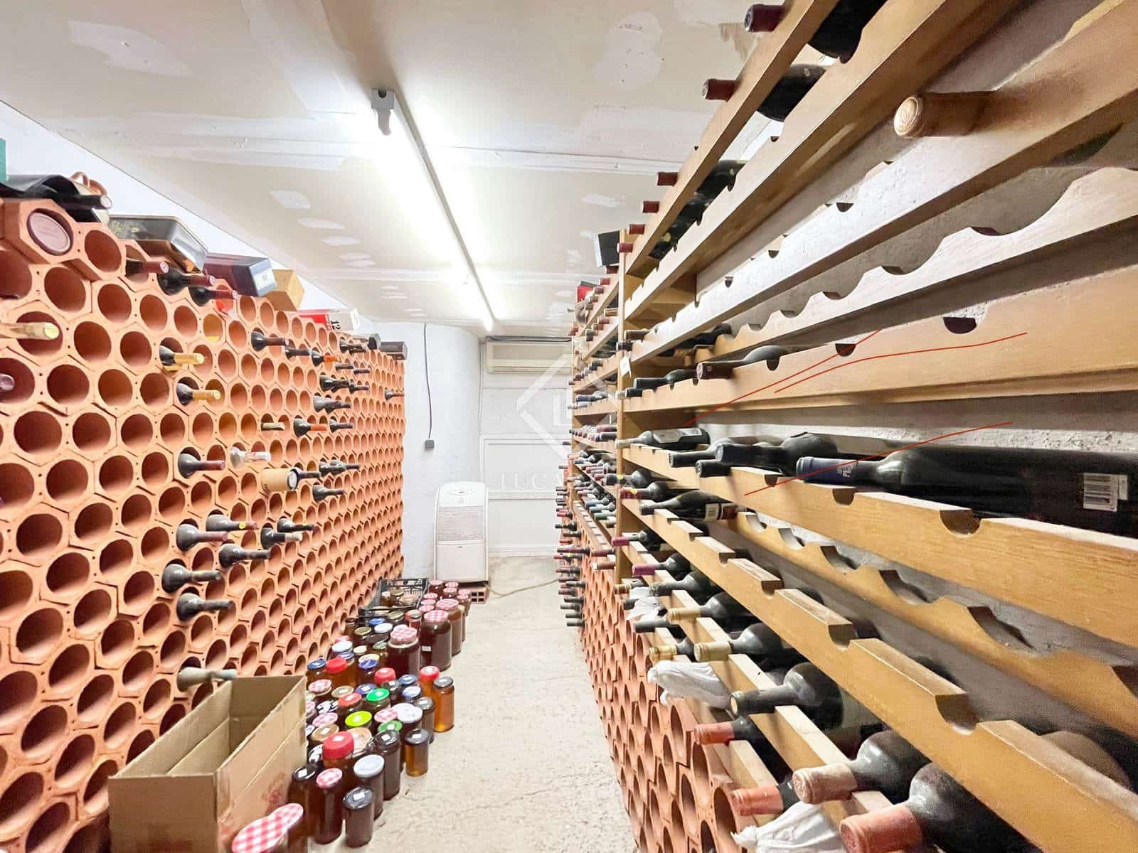 5 bedroom Villa for sale in Alicante / Alacant city with pool garage - € 1,590,000 (Ref: 8476991)