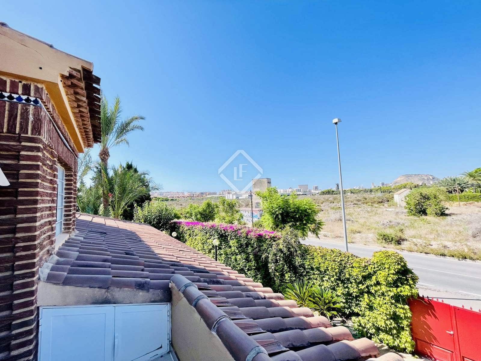 5 bedroom Villa for sale in Alicante / Alacant city with pool garage - € 1,590,000 (Ref: 8476991)