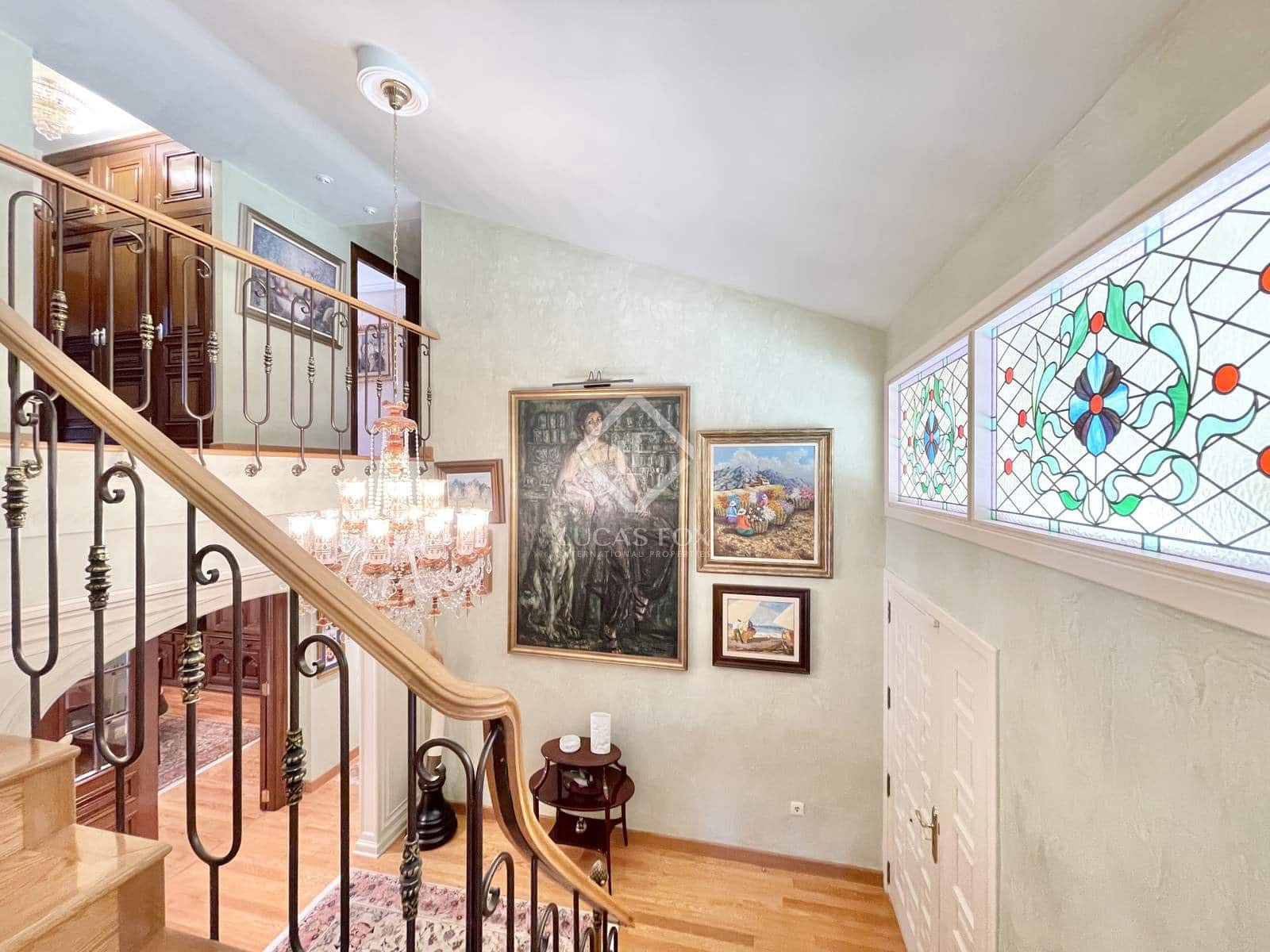 5 bedroom Villa for sale in Alicante / Alacant city with pool garage - € 1,590,000 (Ref: 8476991)