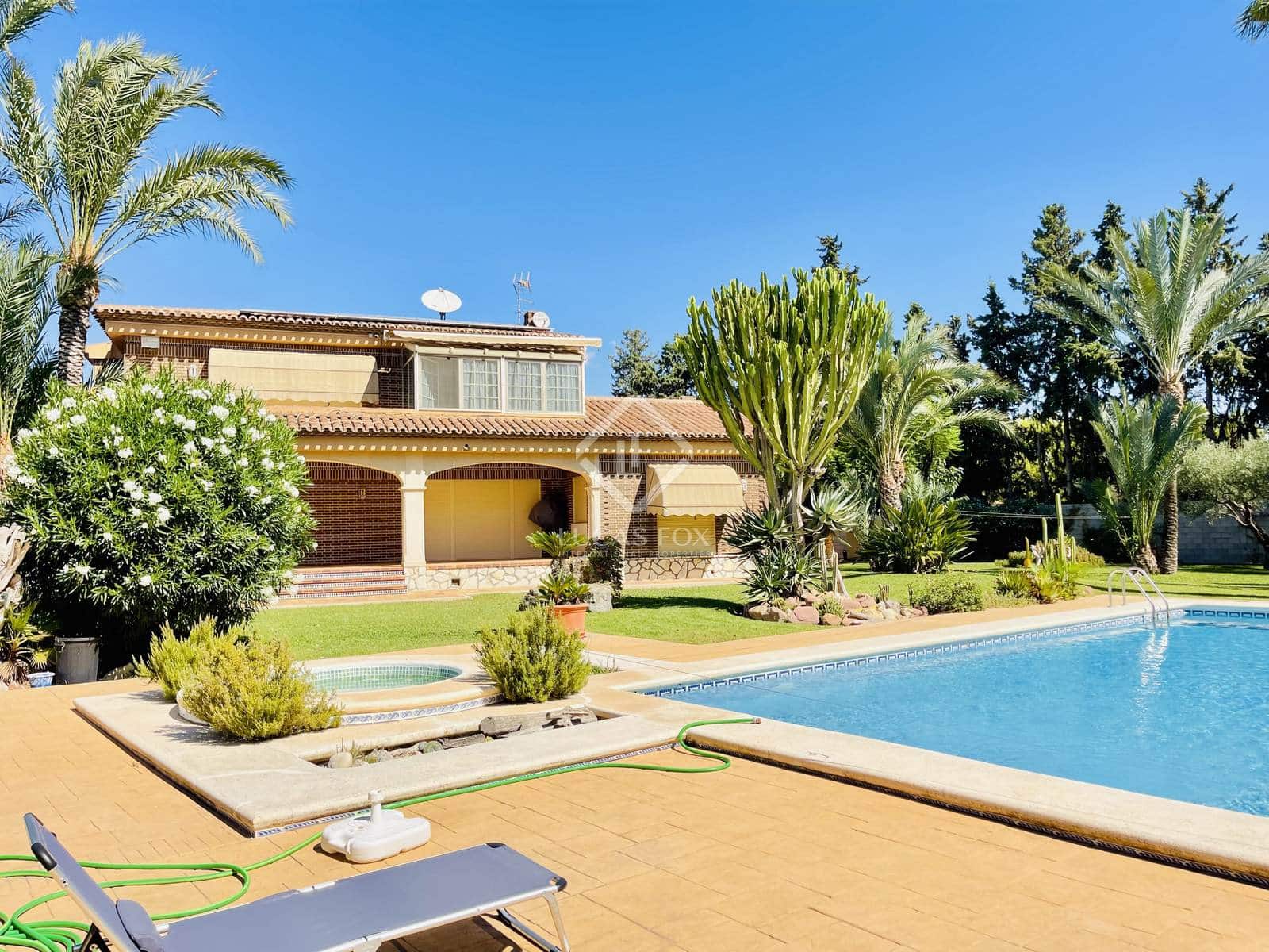 5 bedroom Villa for sale in Alicante / Alacant city with pool garage - € 1,590,000 (Ref: 8476991)