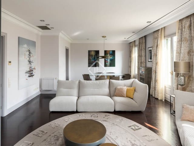 3 quarto Apartamento para arrendar em Barcelona cidade - 9 800 € (Ref: 8476992)