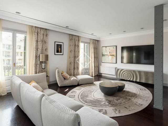 3 quarto Apartamento para arrendar em Barcelona cidade - 9 800 € (Ref: 8476992)