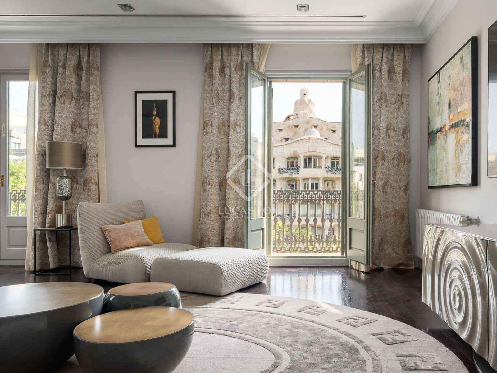 3 bedroom Apartment for rent in Barcelona city - € 9,800 (Ref: 8476992)