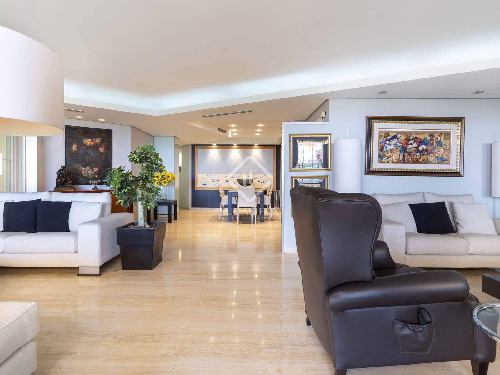 2 soveværelse Penthouse til salg i Valencia by med garage - € 2.100.000 (Ref: 8477027)