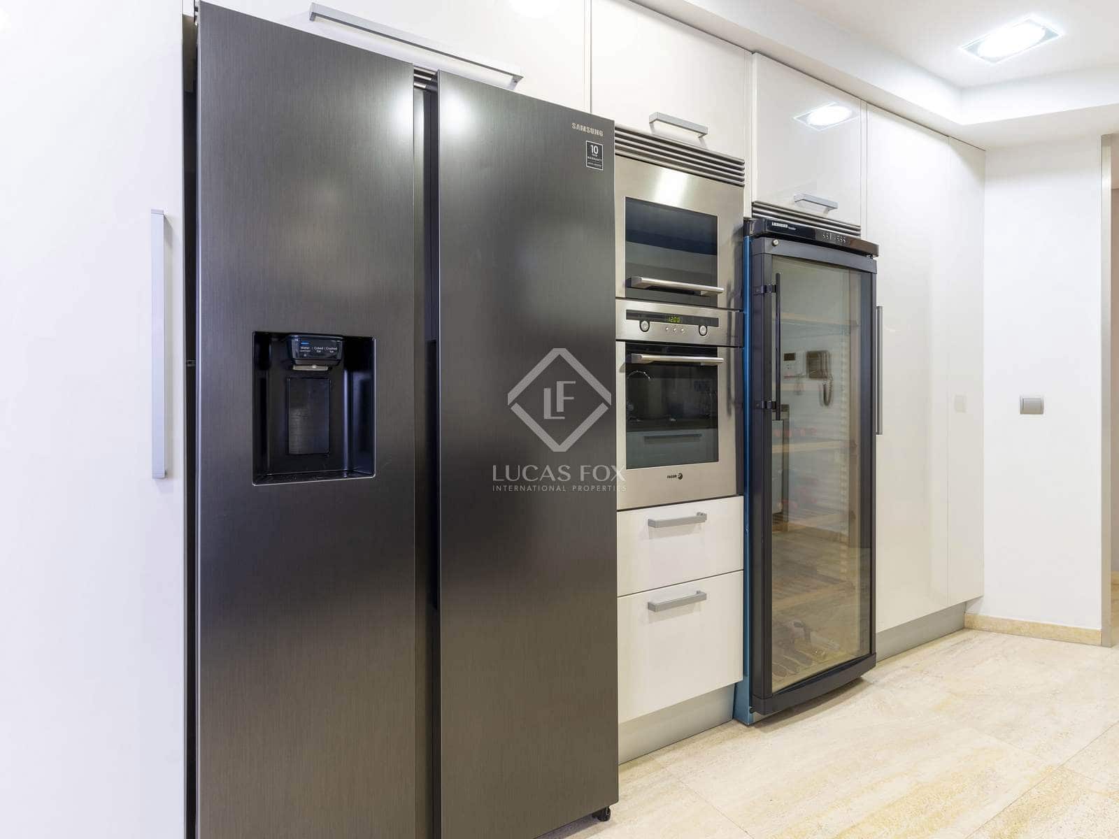 2 soveværelse Penthouse til salg i Valencia by med garage - € 2.100.000 (Ref: 8477027)