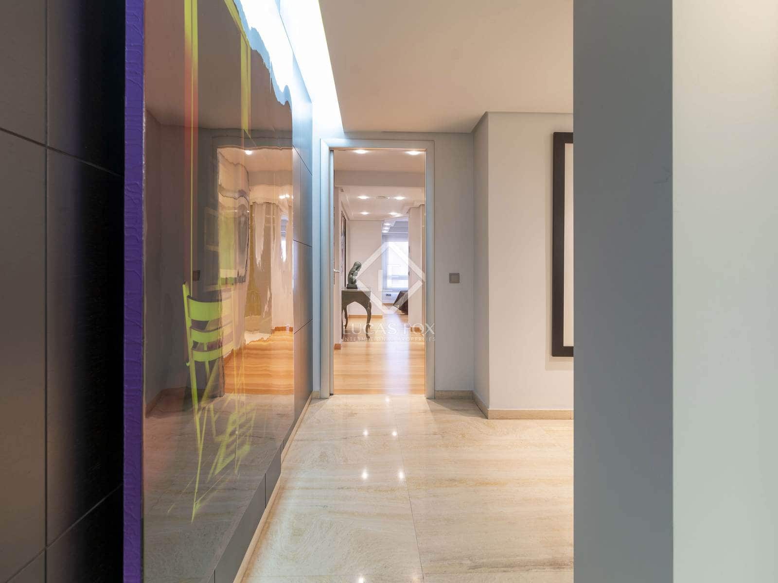 2 soveværelse Penthouse til salg i Valencia by med garage - € 2.100.000 (Ref: 8477027)