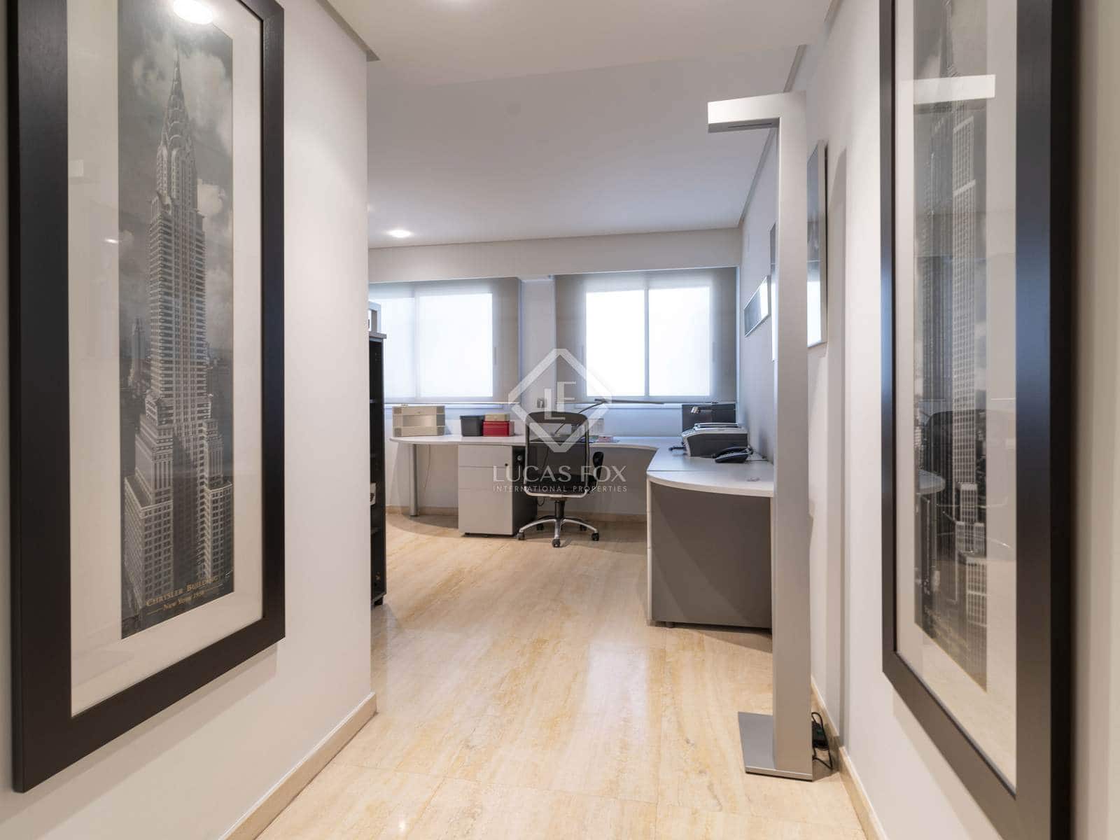 2 soveværelse Penthouse til salg i Valencia by med garage - € 2.100.000 (Ref: 8477027)