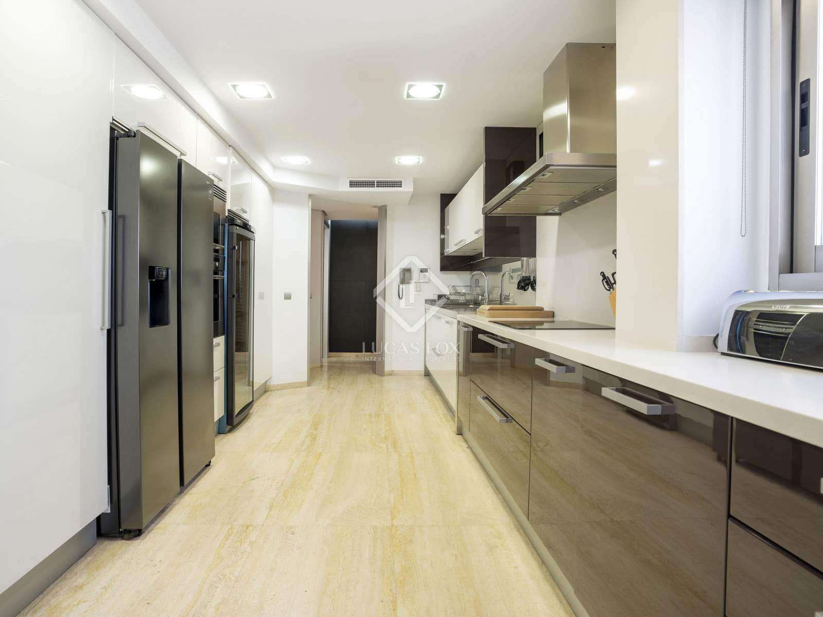 2 soveværelse Penthouse til salg i Valencia by med garage - € 2.100.000 (Ref: 8477027)