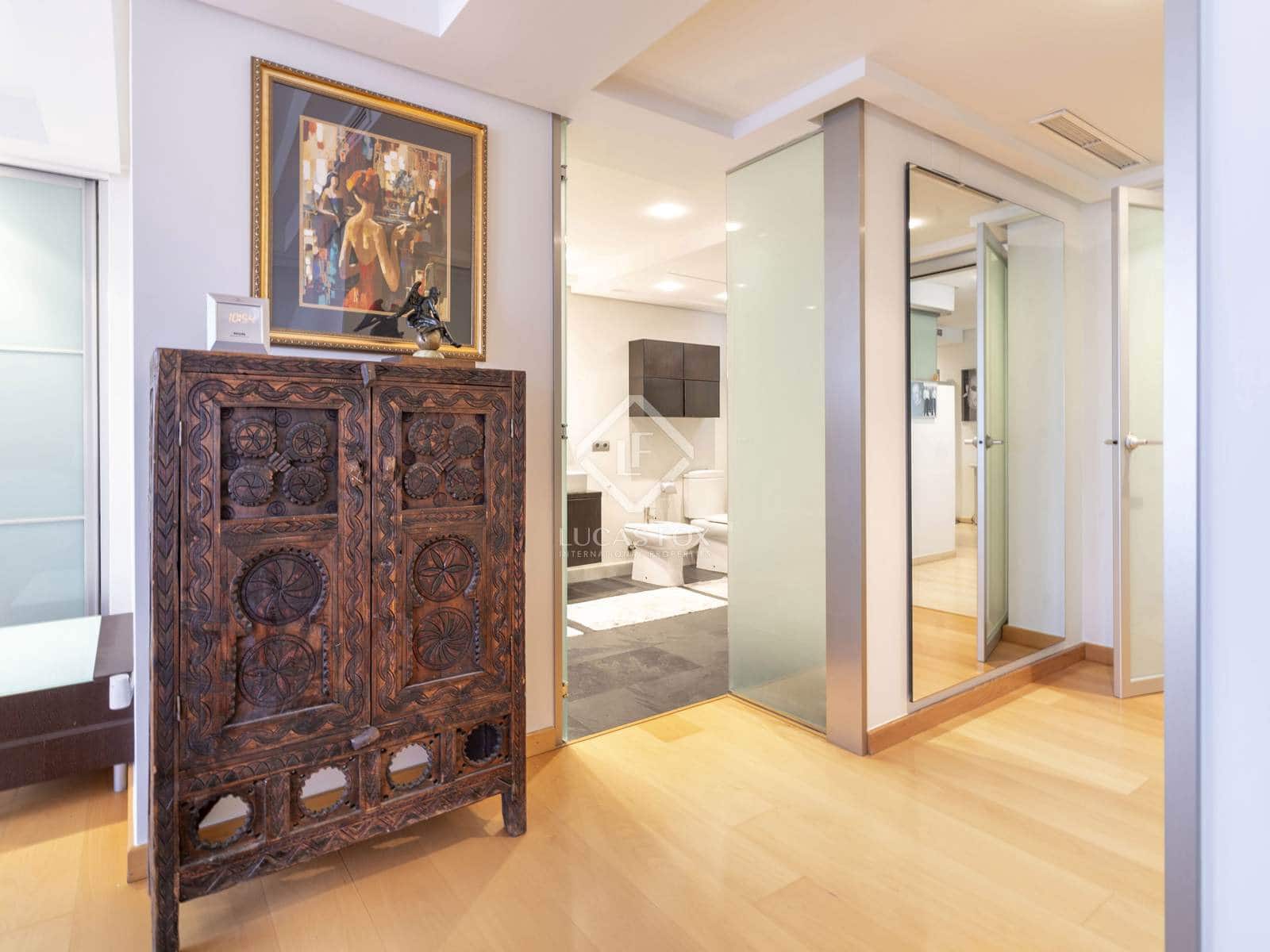 2 soveværelse Penthouse til salg i Valencia by med garage - € 2.100.000 (Ref: 8477027)