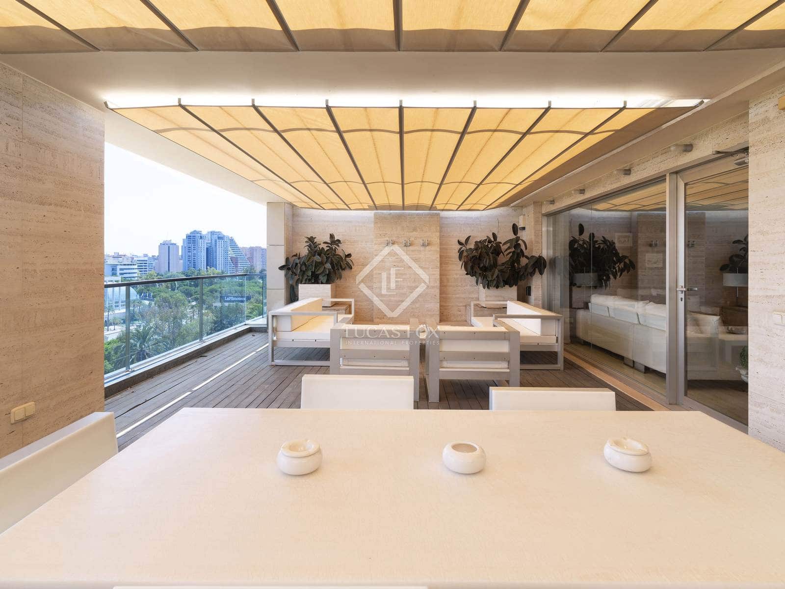 2 soveværelse Penthouse til salg i Valencia by med garage - € 2.100.000 (Ref: 8477027)