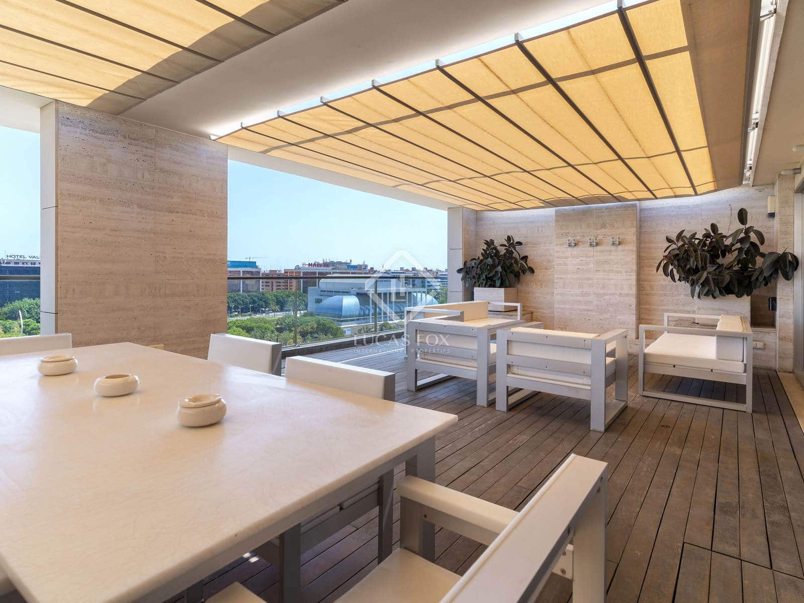 2 soveværelse Penthouse til salg i Valencia by med garage - € 2.100.000 (Ref: 8477027)