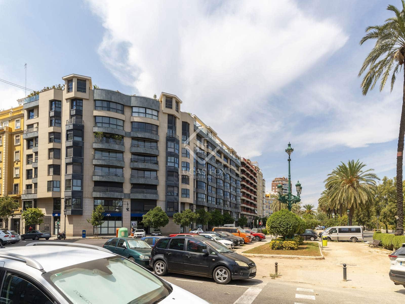 2 soveværelse Penthouse til salg i Valencia by med garage - € 2.100.000 (Ref: 8477027)