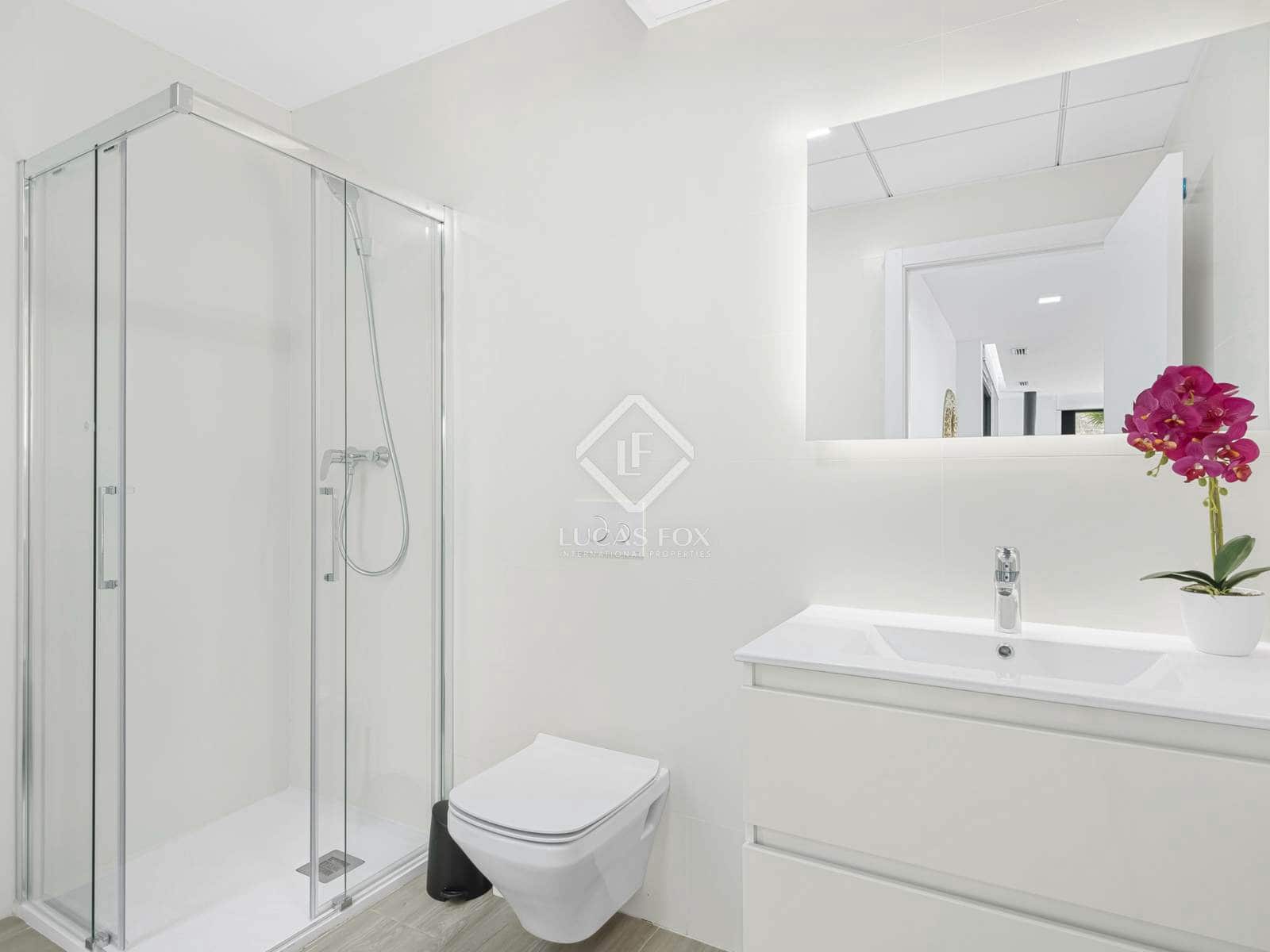 3 Zimmer Villa zu verkaufen in Alicante / Alacant Stadt mit Pool Garage - 1.175.000 € (Ref: 8477155)