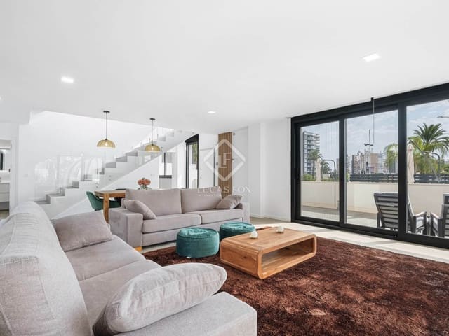 3 Zimmer Villa zu verkaufen in Alicante / Alacant Stadt mit Pool Garage - 1.175.000 € (Ref: 8477155)