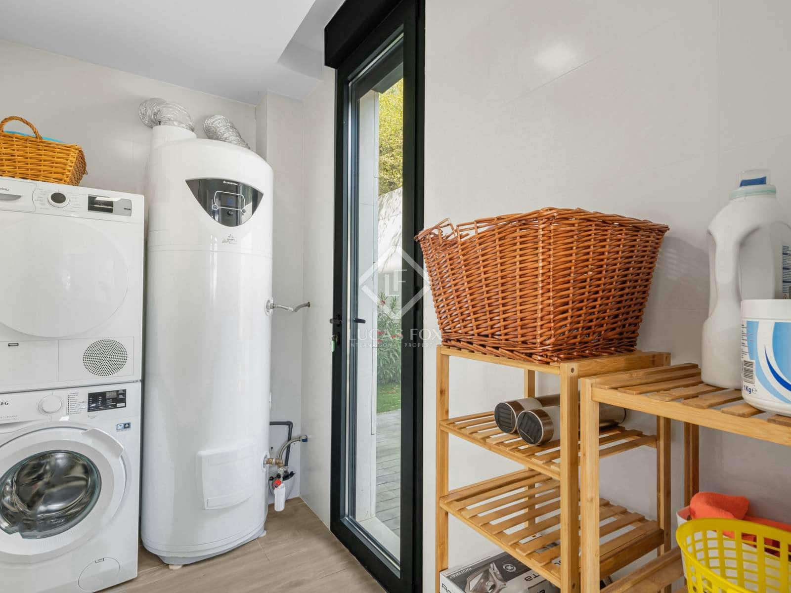 3 Zimmer Villa zu verkaufen in Alicante / Alacant Stadt mit Pool Garage - 1.175.000 € (Ref: 8477155)