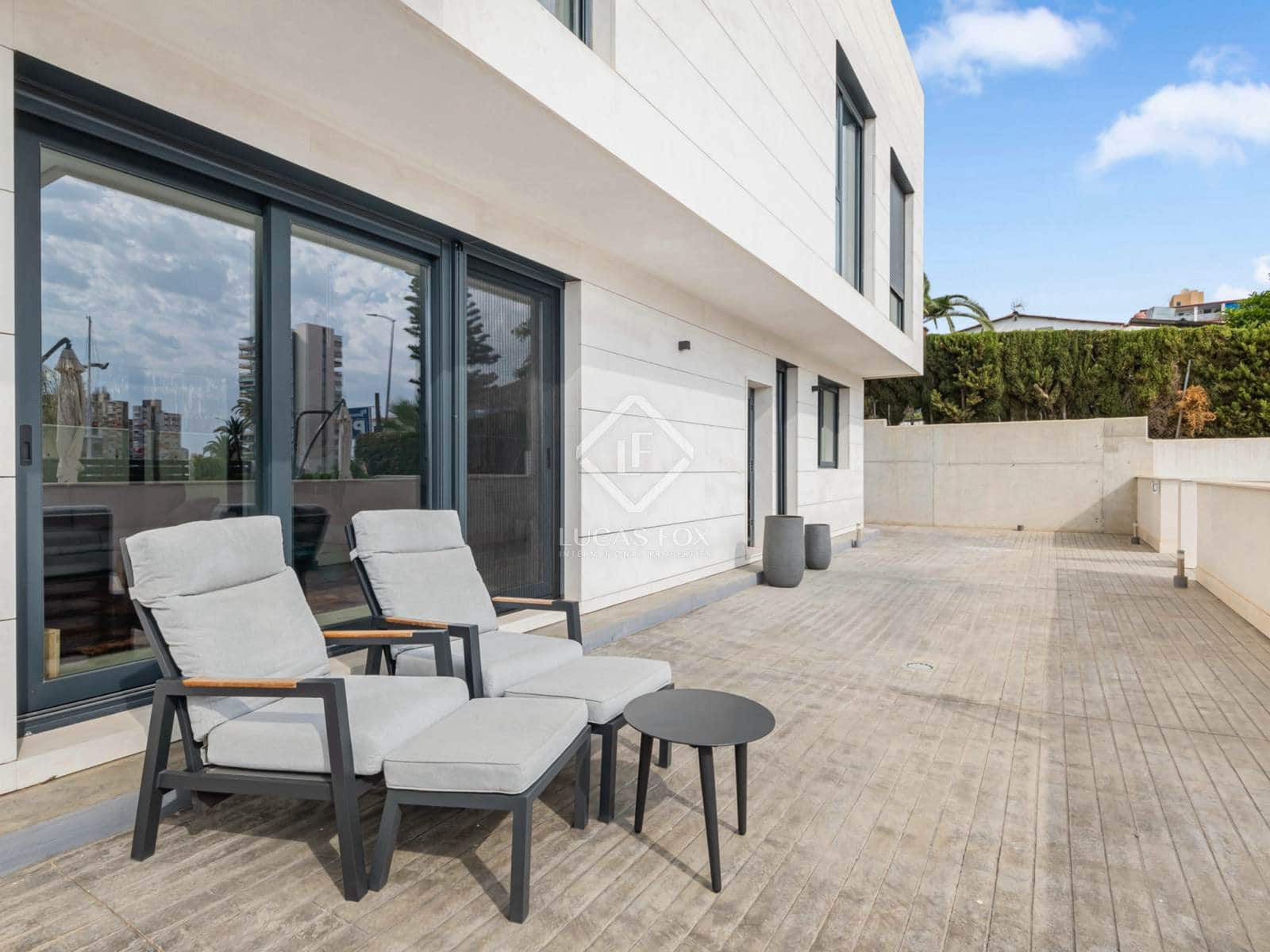 3 Zimmer Villa zu verkaufen in Alicante / Alacant Stadt mit Pool Garage - 1.175.000 € (Ref: 8477155)