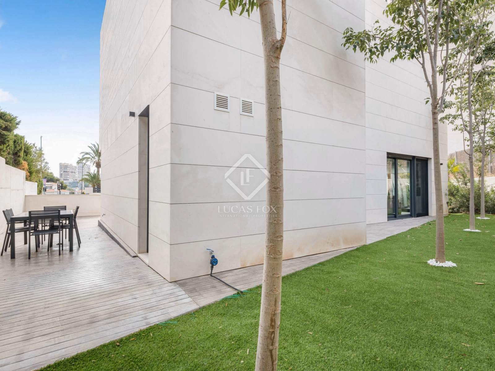 3 Zimmer Villa zu verkaufen in Alicante / Alacant Stadt mit Pool Garage - 1.175.000 € (Ref: 8477155)