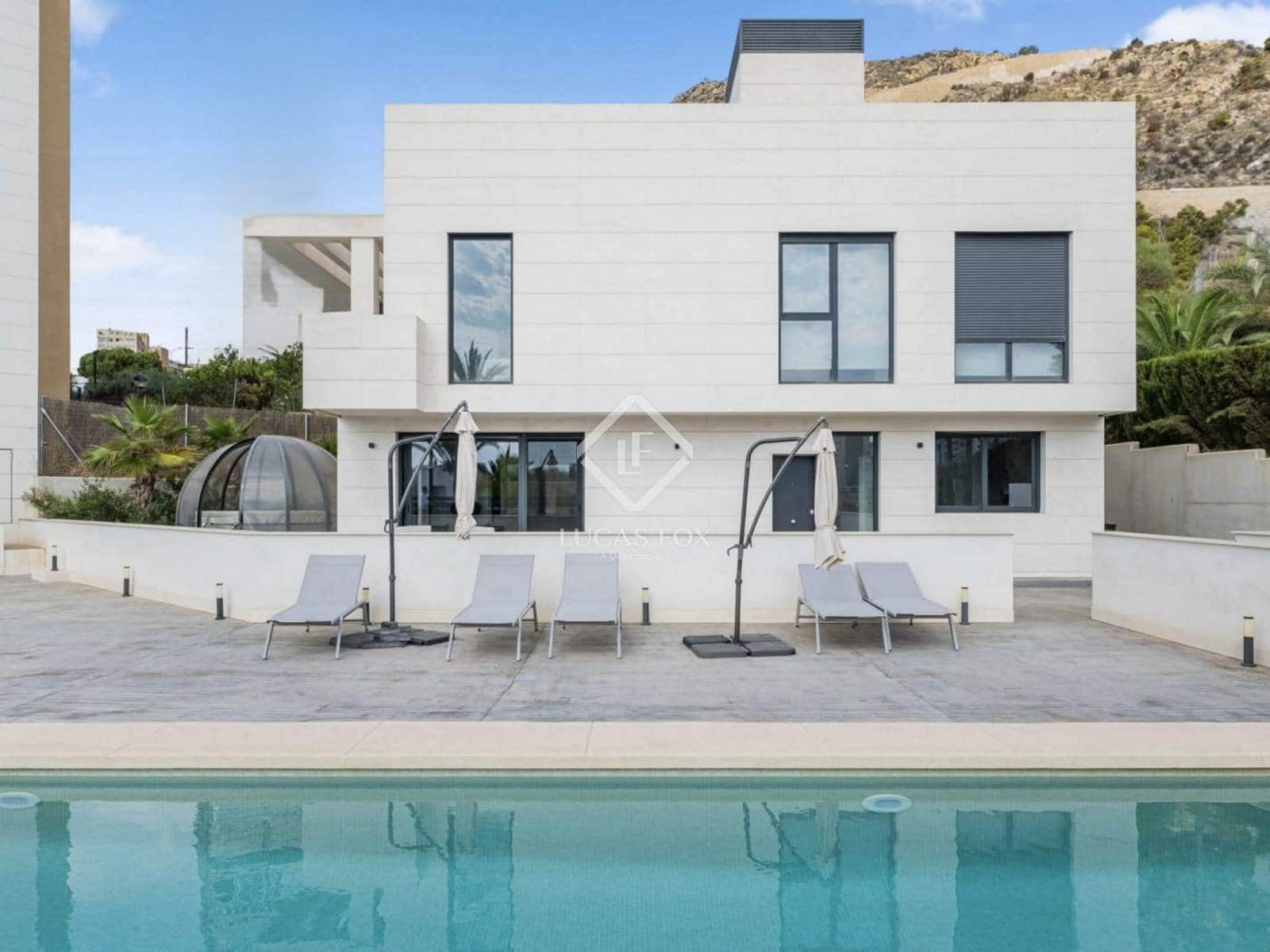 3 Zimmer Villa zu verkaufen in Alicante / Alacant Stadt mit Pool Garage - 1.175.000 € (Ref: 8477155)