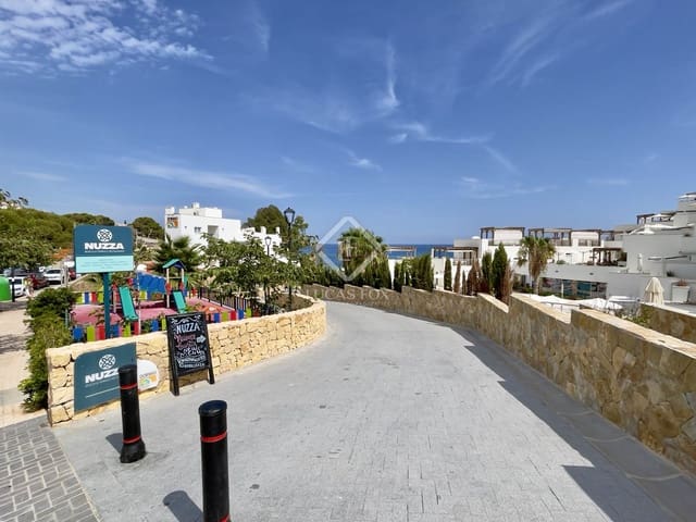 4 soveværelse Villa til salg i Venta Lanuza, El Campello med swimmingpool garage - € 755.000 (Ref: 8478814)