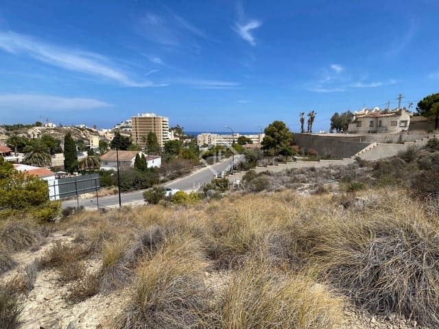 4 soveværelse Villa til salg i Venta Lanuza, El Campello med swimmingpool garage - € 755.000 (Ref: 8478814)