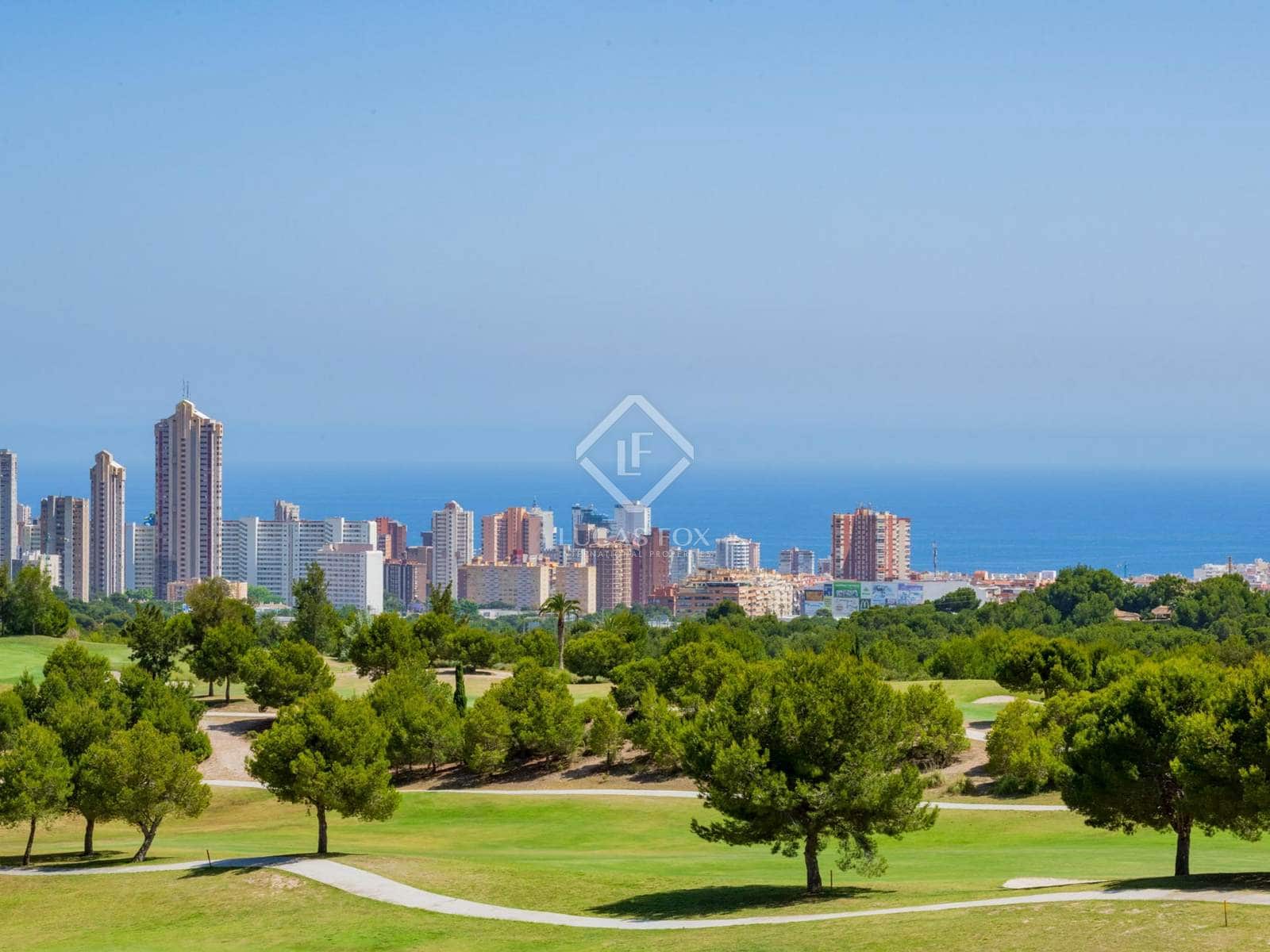 3 bedroom Villa for sale in Finestrat with pool garage - € 725,000 (Ref: 8478899)