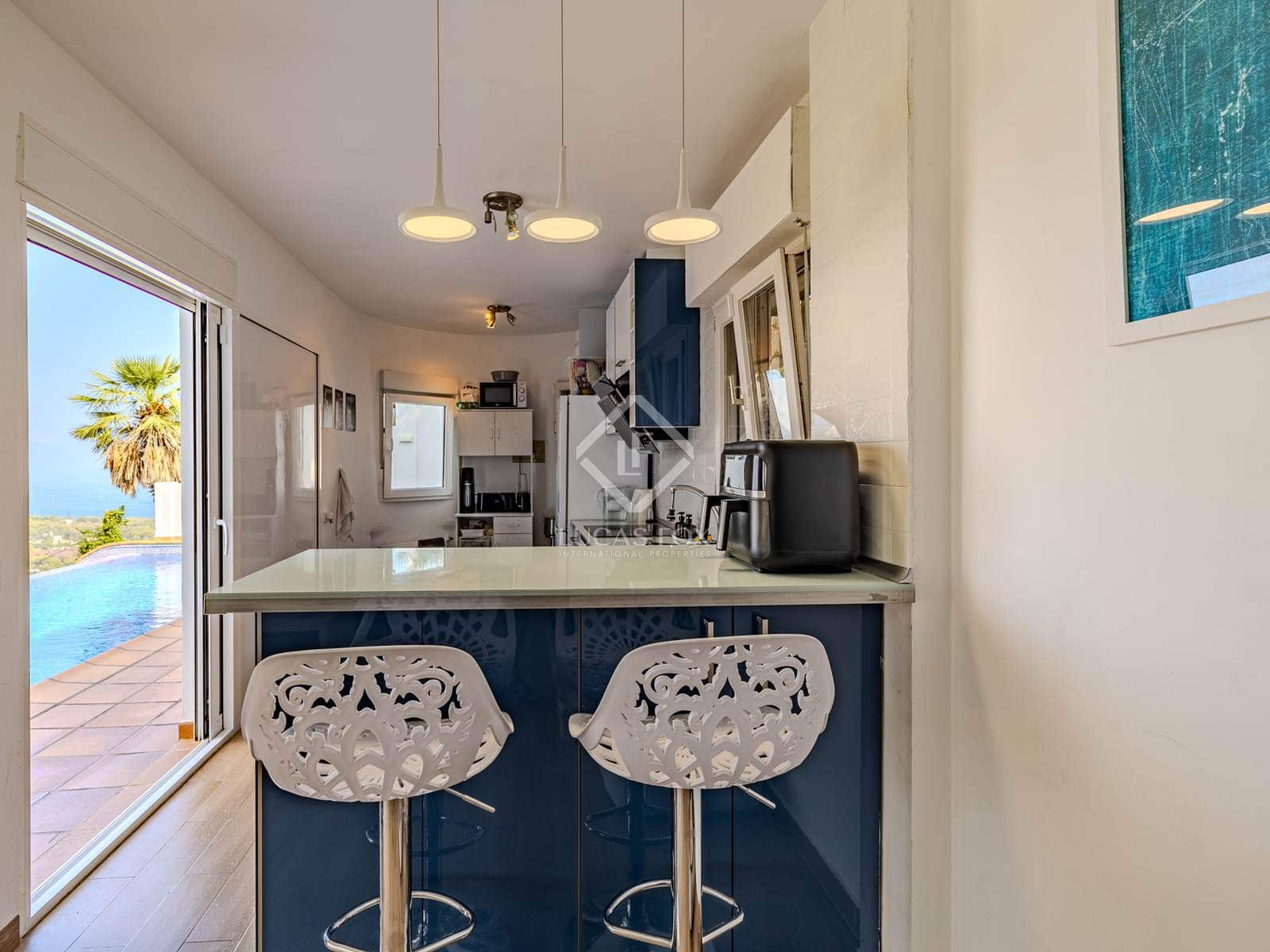 3 slaapkamer Villa te koop in Denia met zwembad garage - € 690.000 (Ref: 8484264)