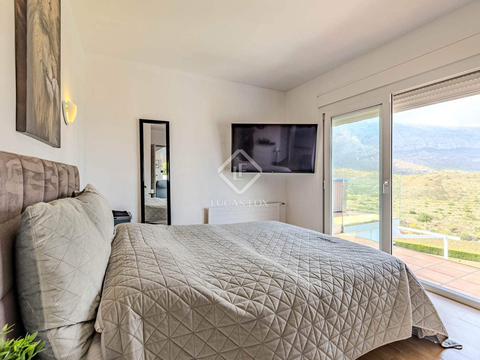 3 slaapkamer Villa te koop in Denia met zwembad garage - € 690.000 (Ref: 8484264)