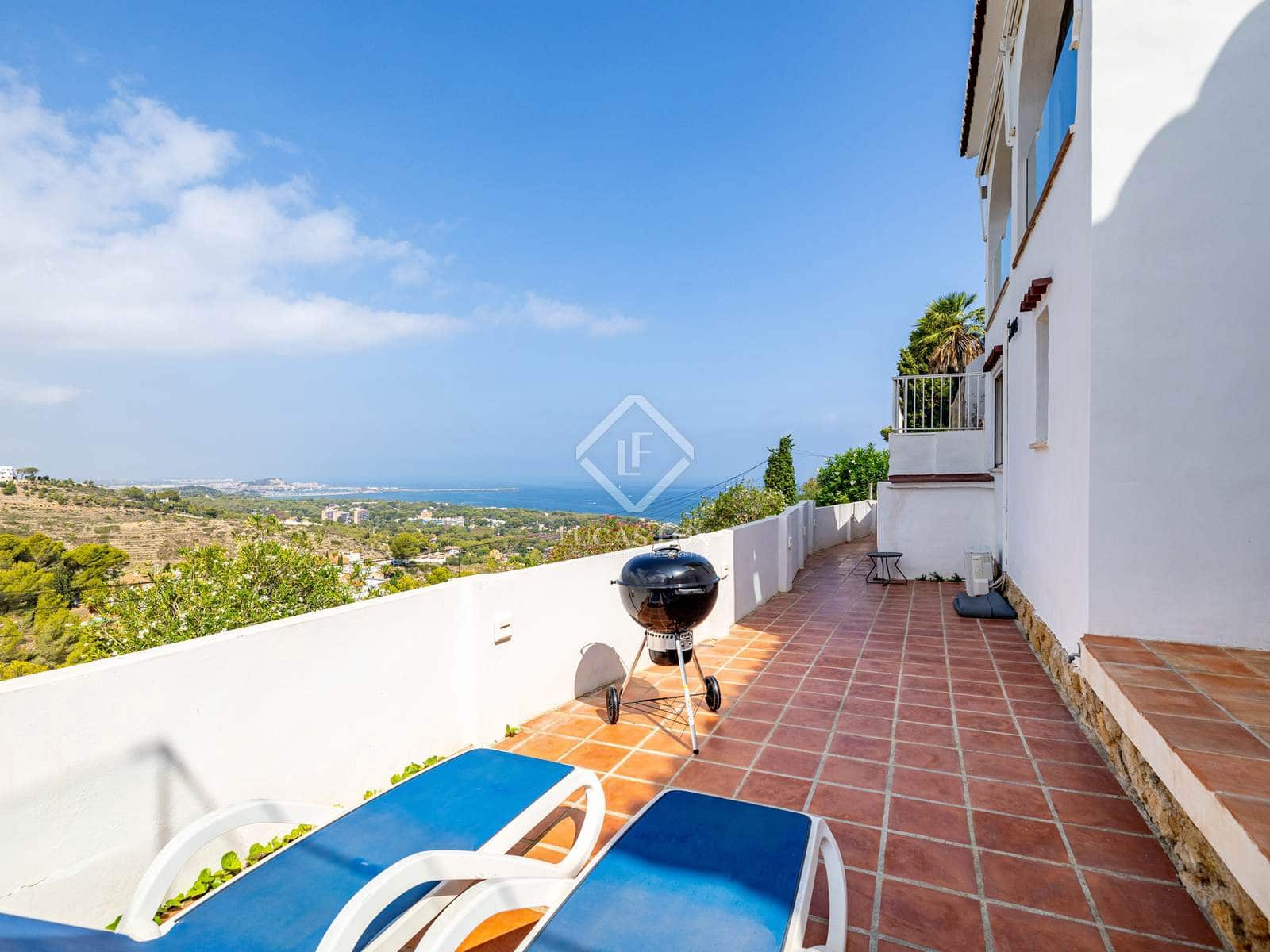 3 slaapkamer Villa te koop in Denia met zwembad garage - € 690.000 (Ref: 8484264)