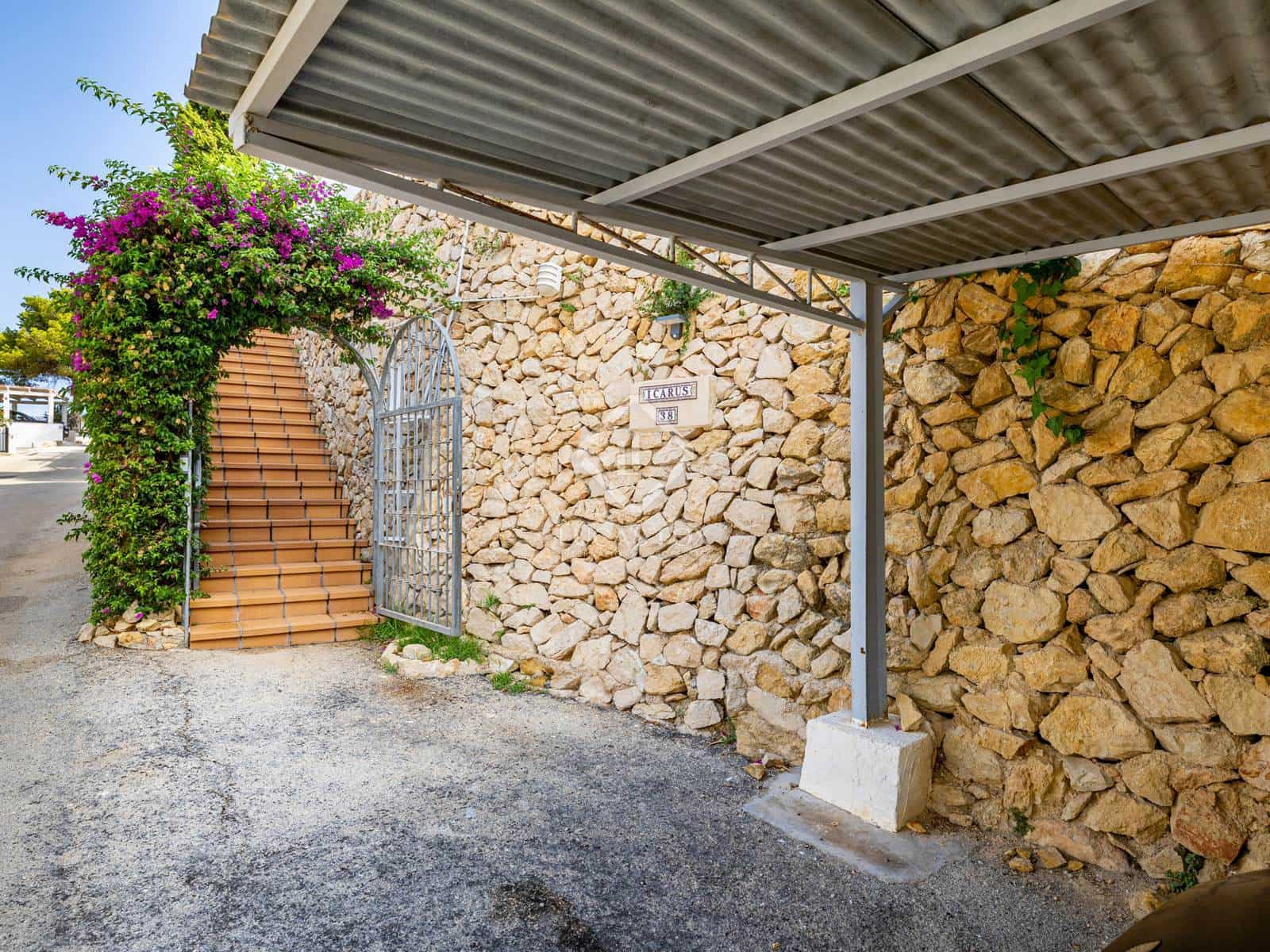 3 slaapkamer Villa te koop in Denia met zwembad garage - € 690.000 (Ref: 8484264)