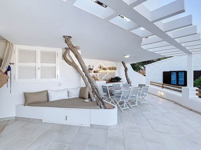 2 soveværelse Lejlighed til salg i Ciutadella de Menorca med garage - € 785.000 (Ref: 8484858)