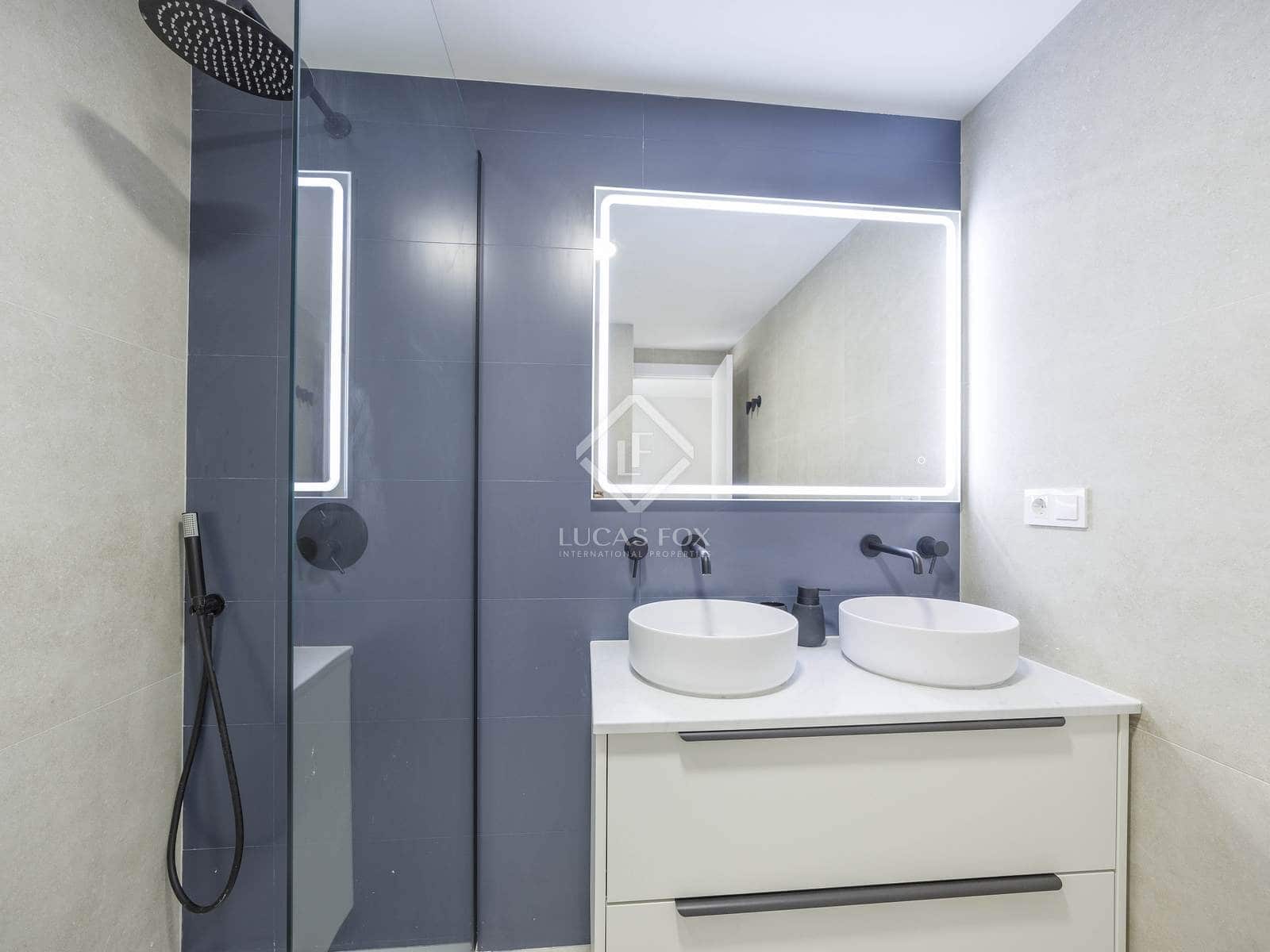 4 slaapkamer Appartement te huur in Valencia stad - € 2.000 (Ref: 8493057)