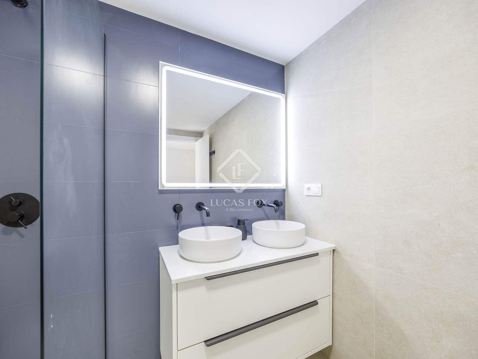 4 slaapkamer Appartement te huur in Valencia stad - € 2.000 (Ref: 8493057)