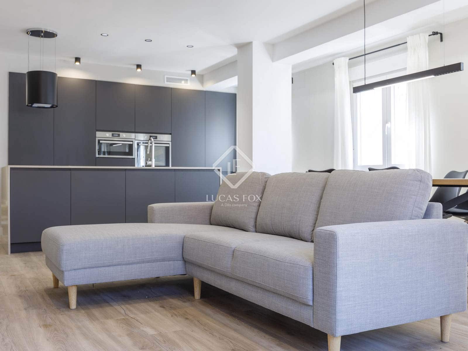 4 slaapkamer Appartement te huur in Valencia stad - € 2.000 (Ref: 8493057)