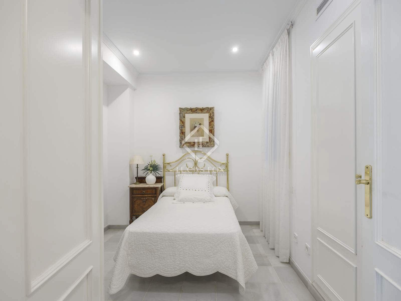 3 soverom Leilighet til leie i Valencia by - € 2 990 (Ref: 8494340)