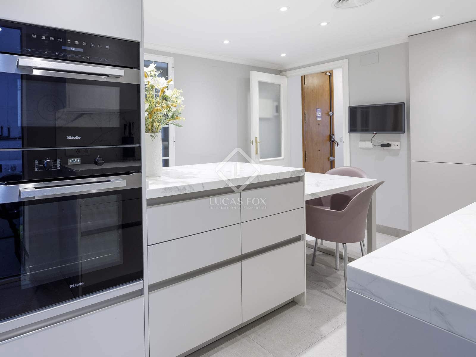 3 soverom Leilighet til leie i Valencia by - € 2 990 (Ref: 8494340)