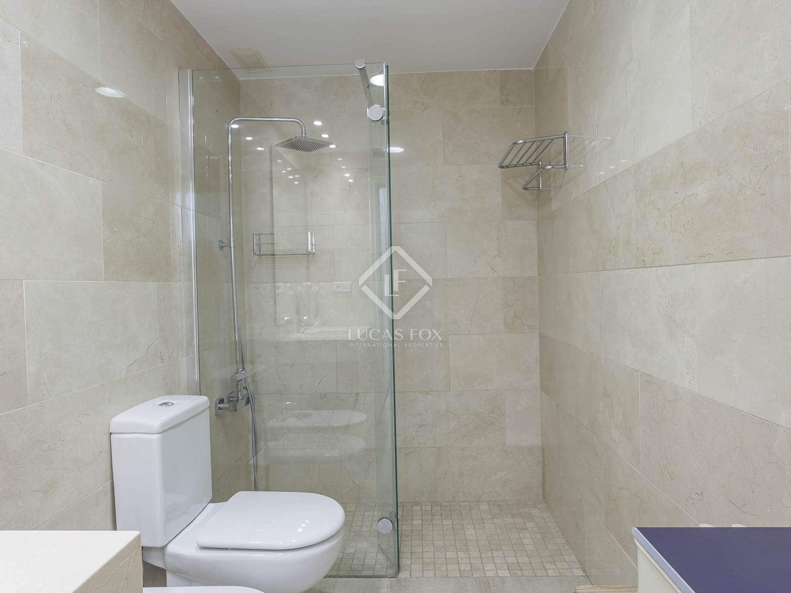 3 soverom Leilighet til leie i Valencia by - € 2 990 (Ref: 8494340)