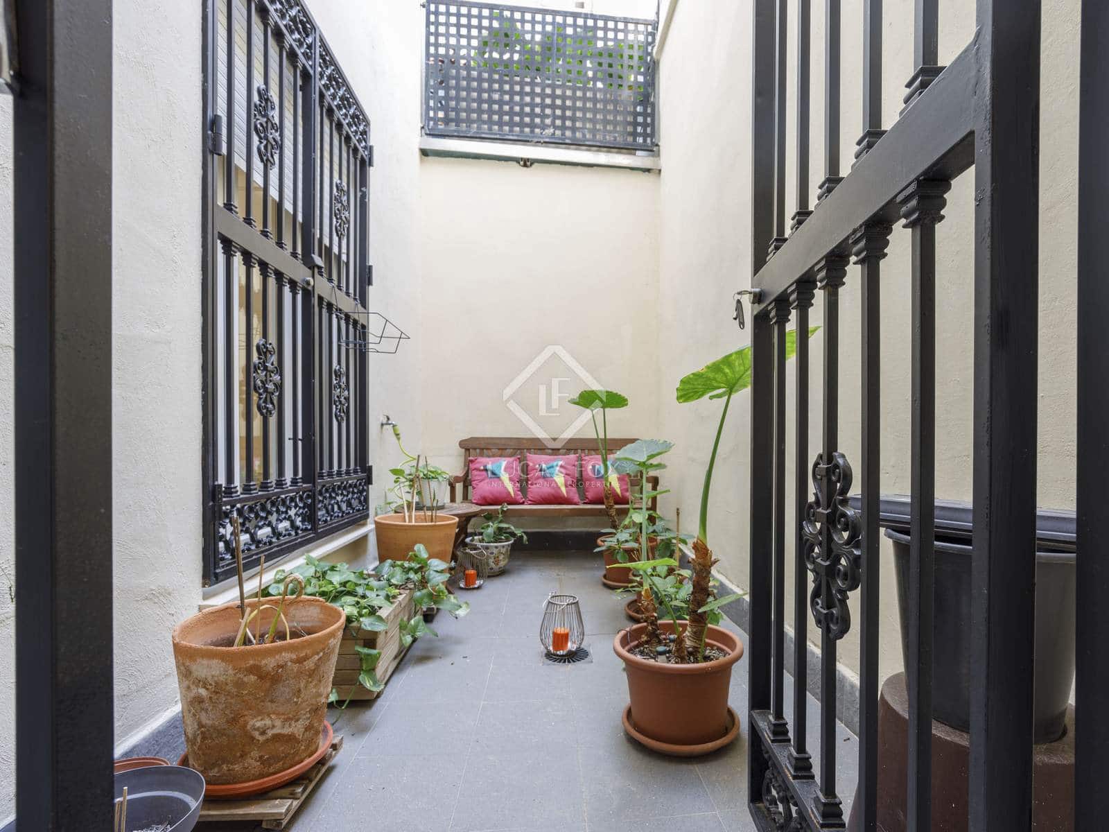 3 soverom Leilighet til leie i Valencia by - € 2 990 (Ref: 8494340)