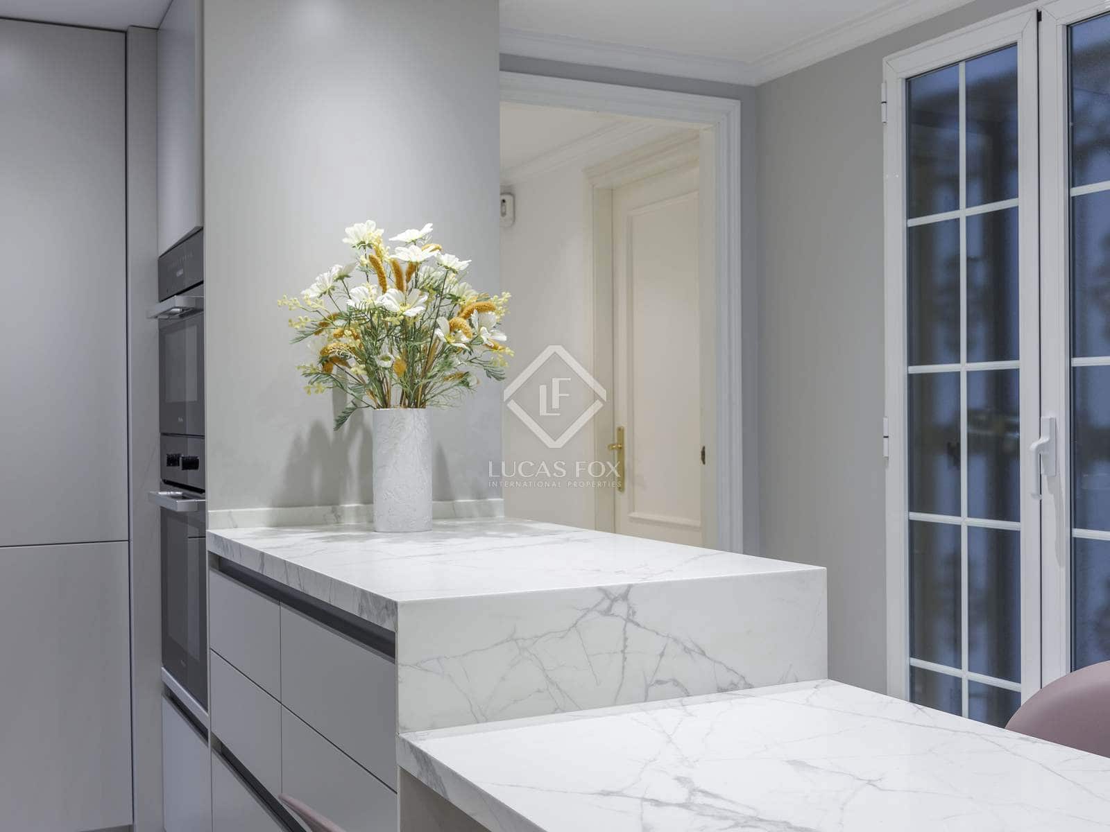 3 soverom Leilighet til leie i Valencia by - € 2 990 (Ref: 8494340)