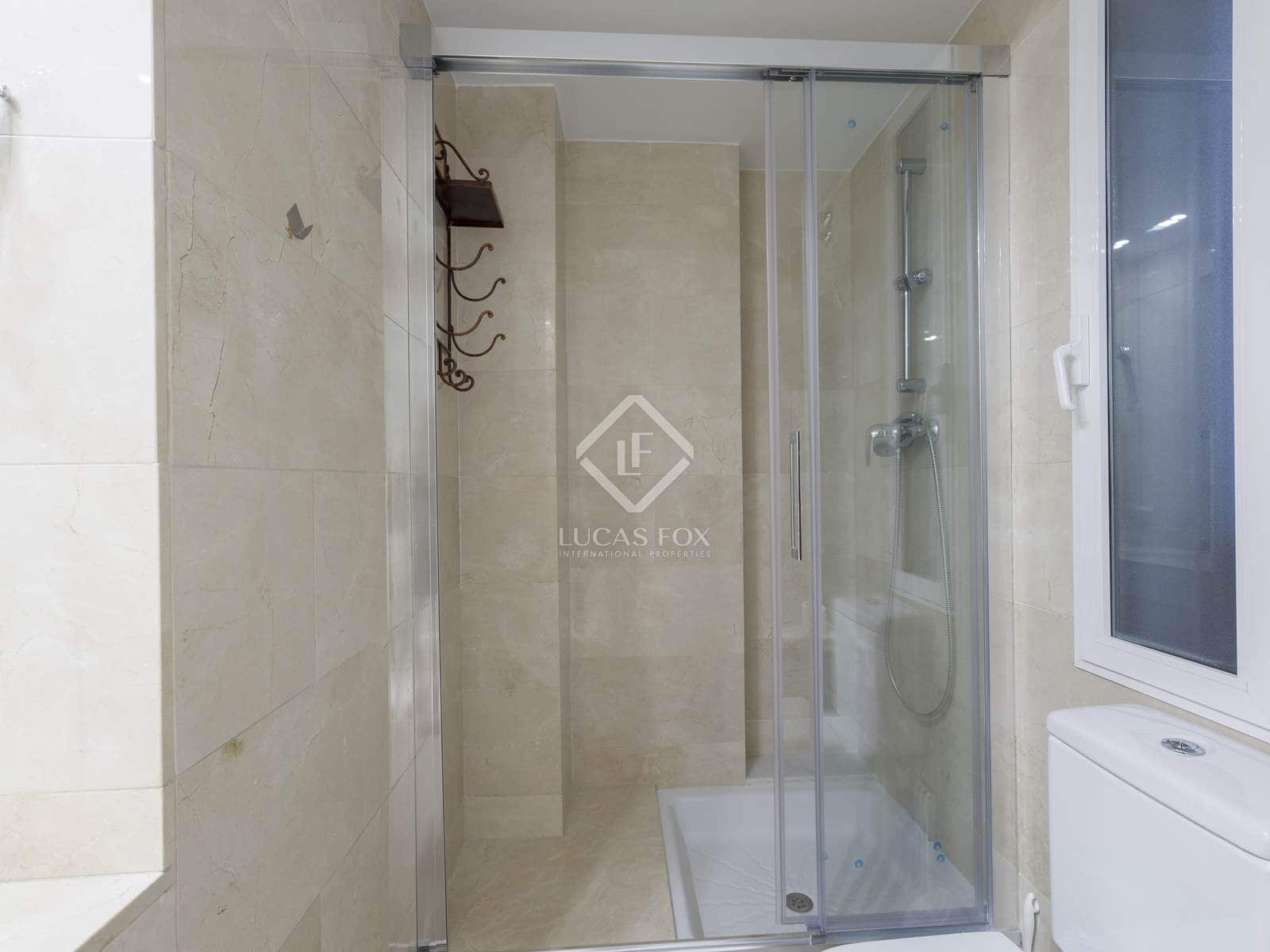 3 soverom Leilighet til leie i Valencia by - € 2 990 (Ref: 8494340)