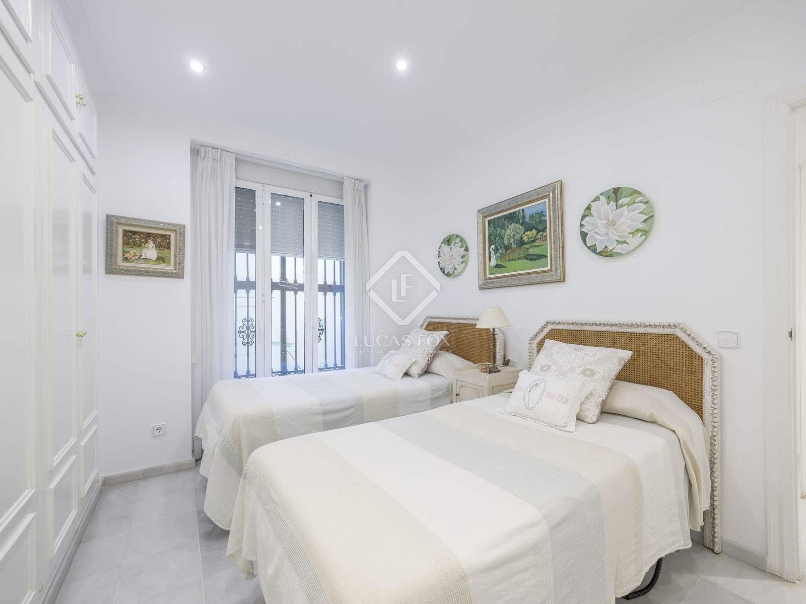 3 soverom Leilighet til leie i Valencia by - € 2 990 (Ref: 8494340)