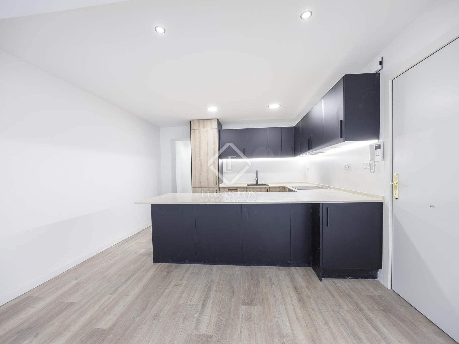 4 Zimmer Apartment zu vermieten in Valencia Stadt - 1.500 € (Ref: 8494342)