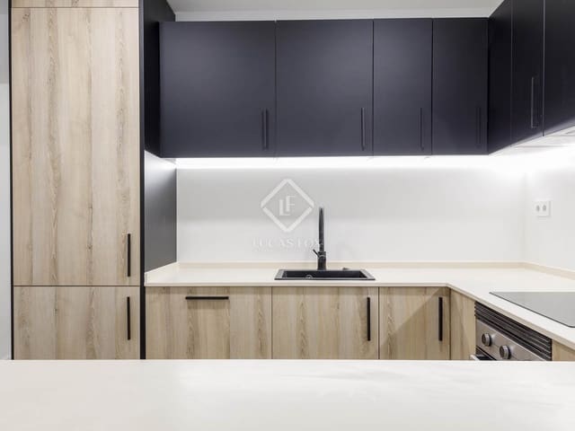 4 Zimmer Apartment zu vermieten in València Stadt - 1.500 € (Ref: 8494342)