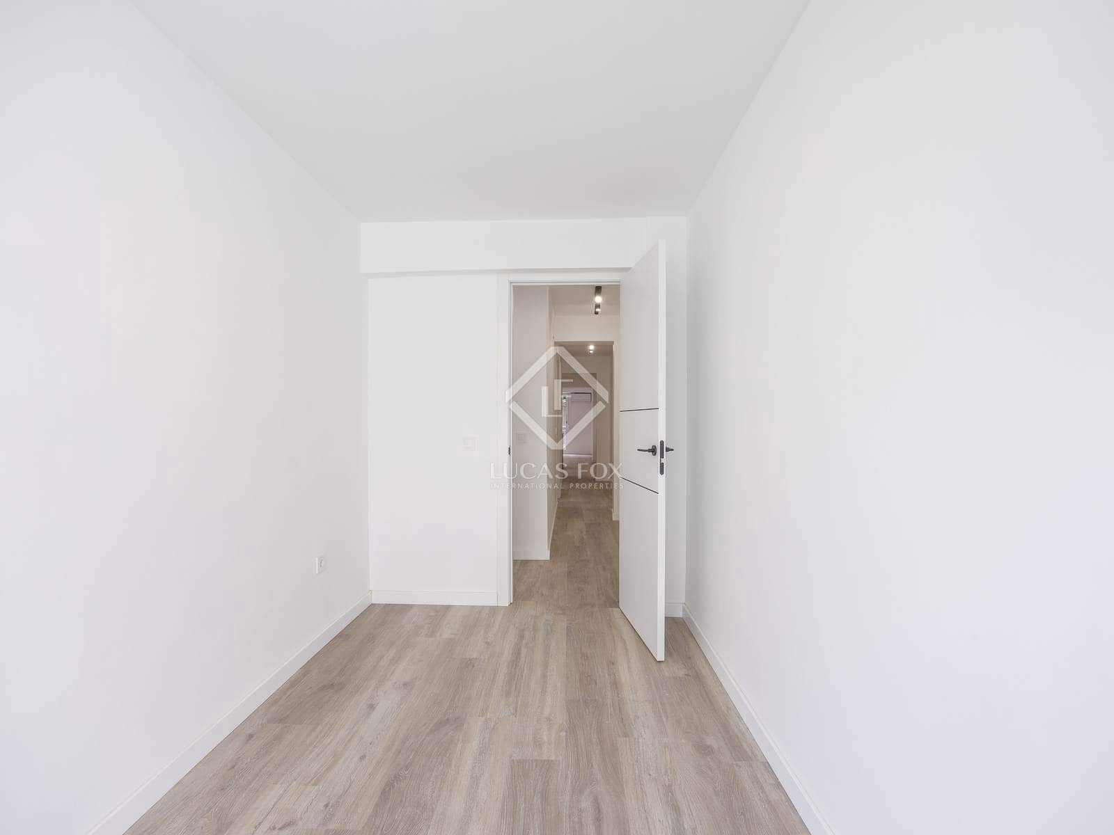 4 Zimmer Apartment zu vermieten in Valencia Stadt - 1.500 € (Ref: 8494342)