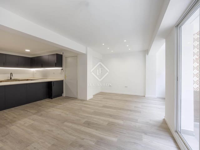 4 Zimmer Apartment zu vermieten in València Stadt - 1.500 € (Ref: 8494342)