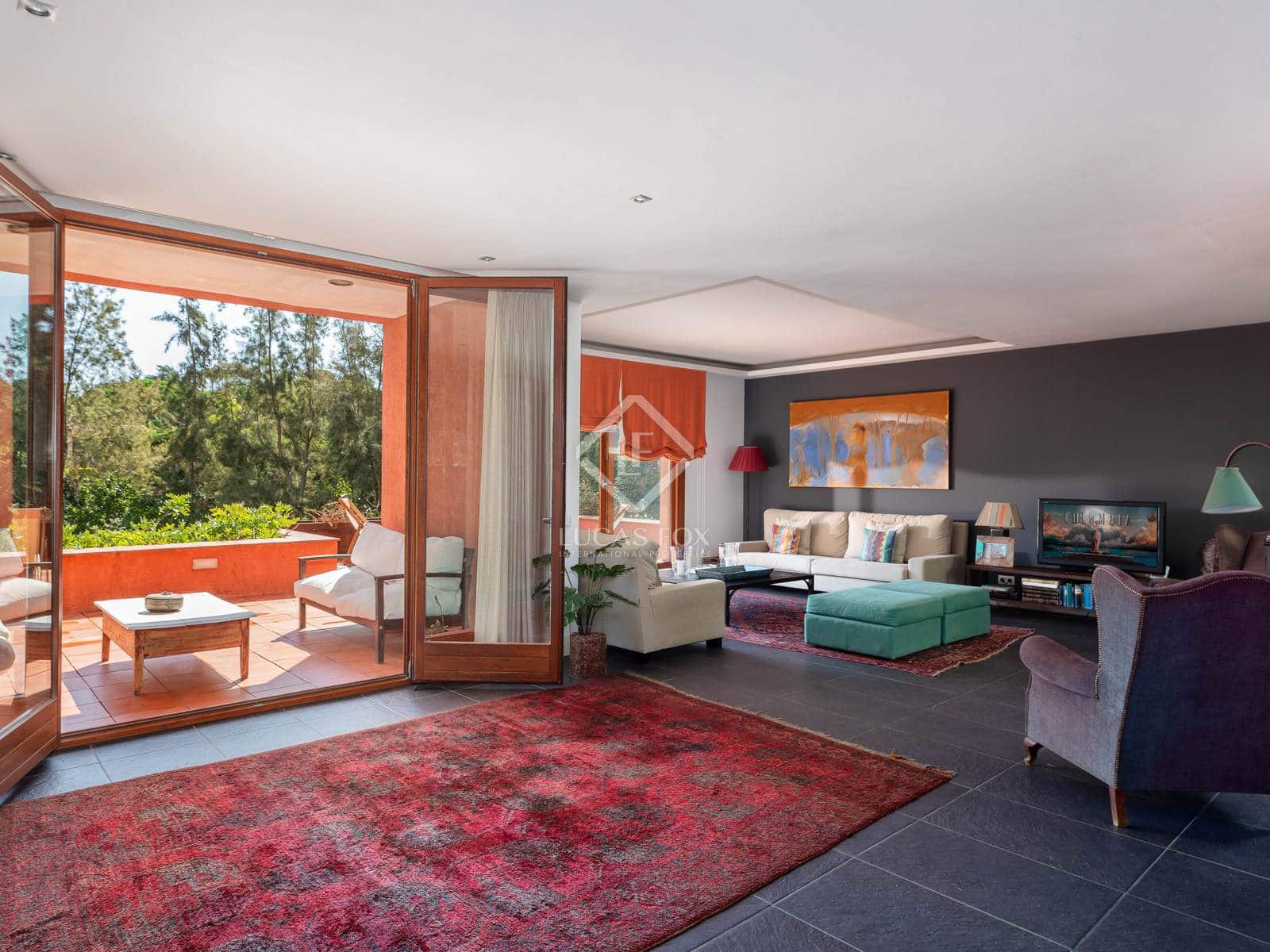 5 bedroom Villa for sale in Santa Cristina d'Aro with pool garage - € 1,695,000 (Ref: 8494344)